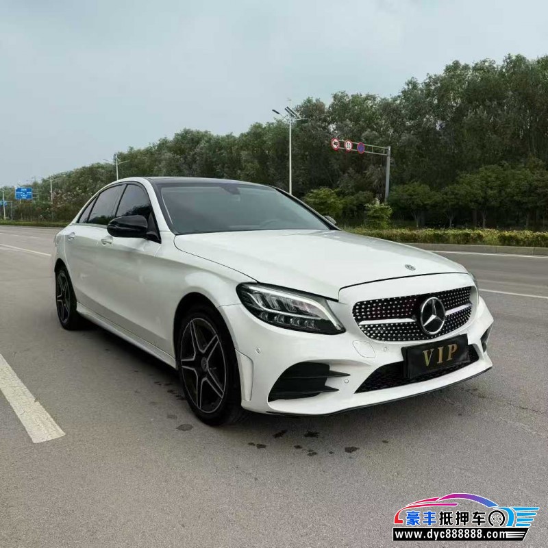 21年奔驰C轿车抵押车出售