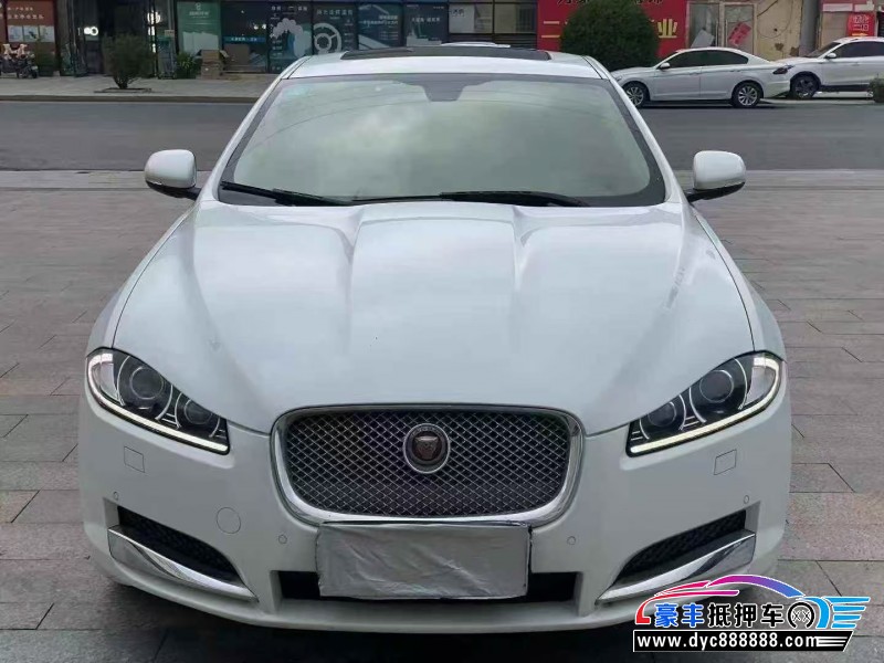 15年捷豹XF轿车抵押车出售