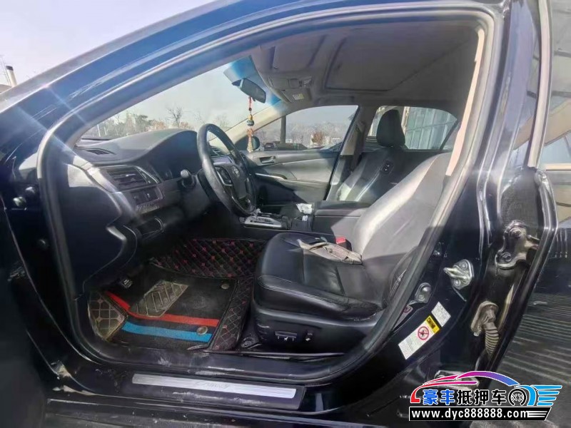 16年丰田凯美瑞轿车抵押车出售