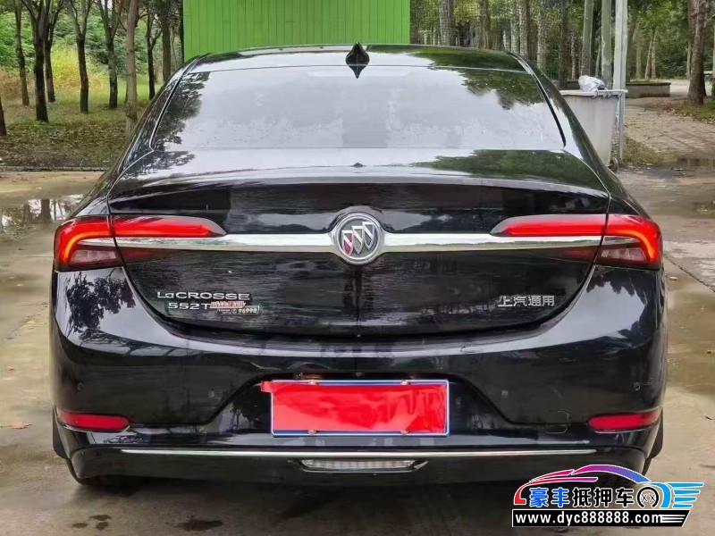 20年别克君越轿车抵押车出售