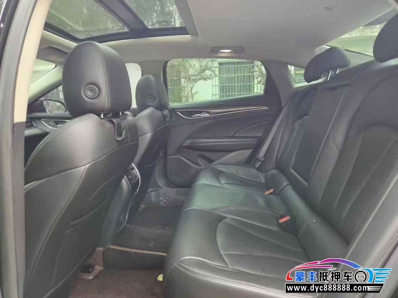 20年别克君越轿车抵押车出售