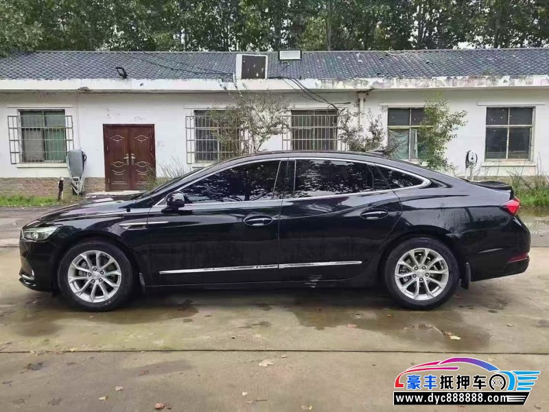 20年别克君越轿车抵押车出售