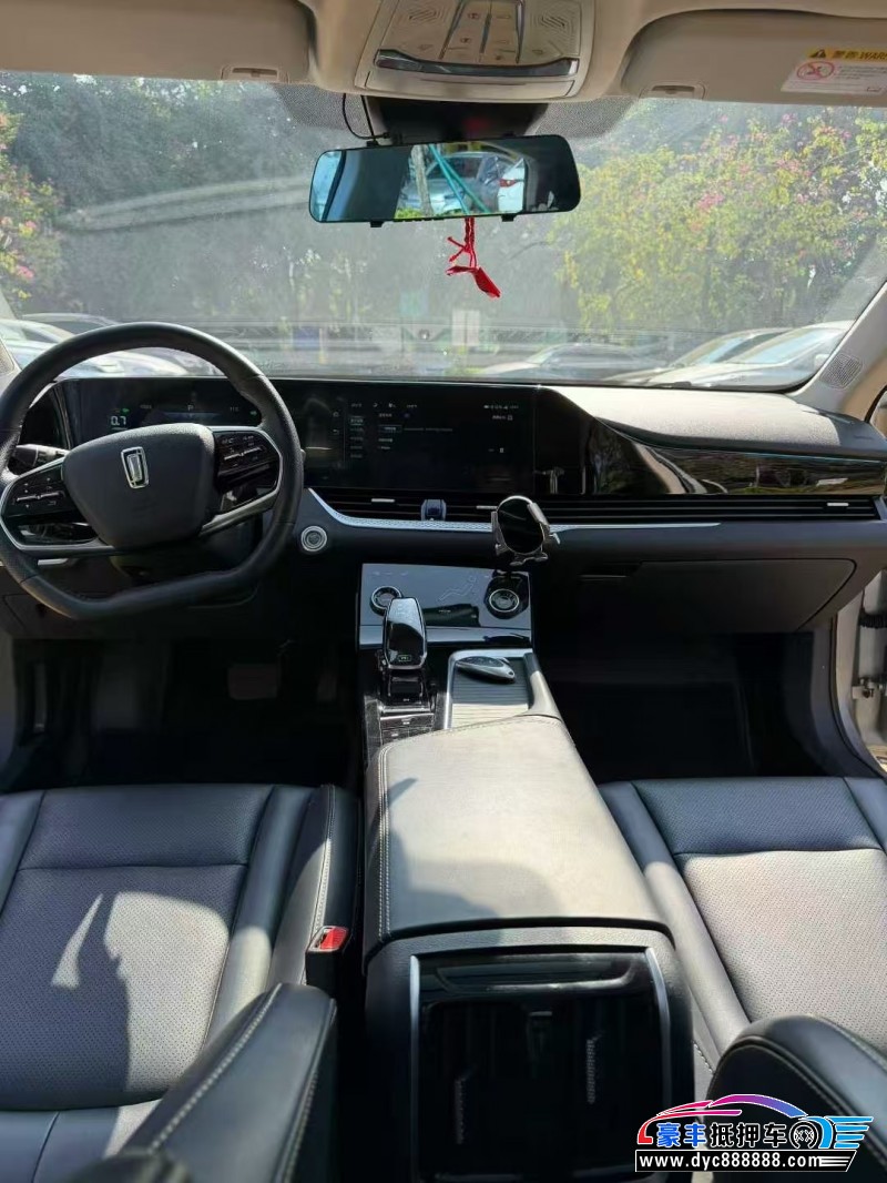 24年奔腾B70轿车抵押车出售