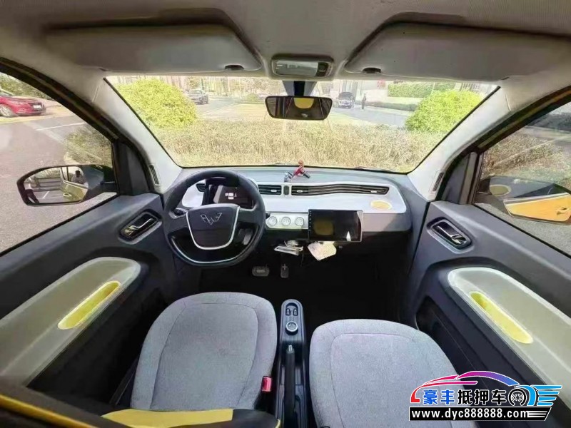 23年五菱汽车迷你轿车抵押车出售