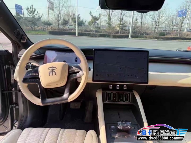 24年比亚迪宋轿车抵押车出售