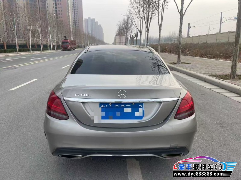 19年奔驰C轿车抵押车出售