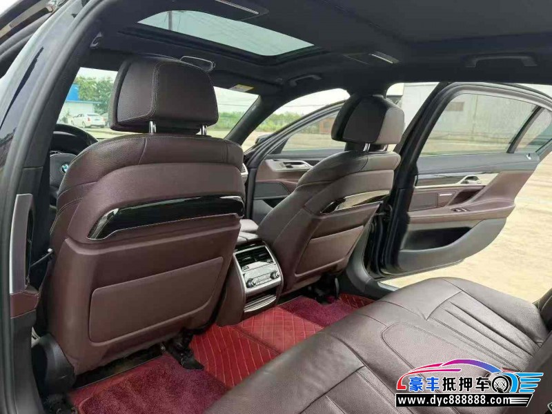 19年宝马7系轿车抵押车出售