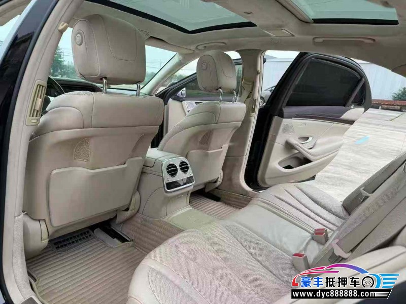 17年奔驰S轿车抵押车出售