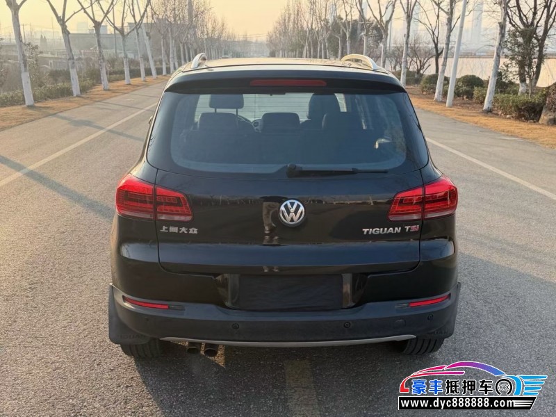 14年大众途观轿车抵押车出售