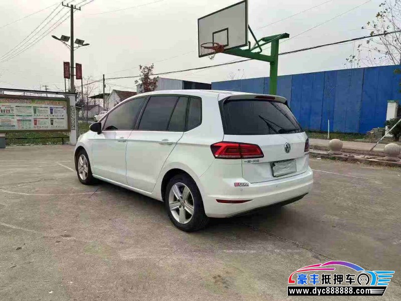 18年大众高尔夫轿车抵押车出售