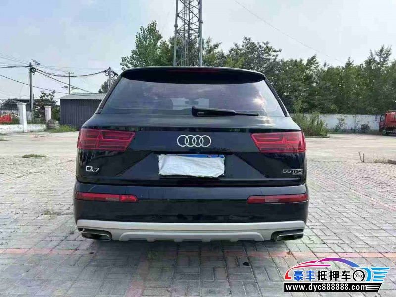 16年奥迪Q7轿车抵押车出售