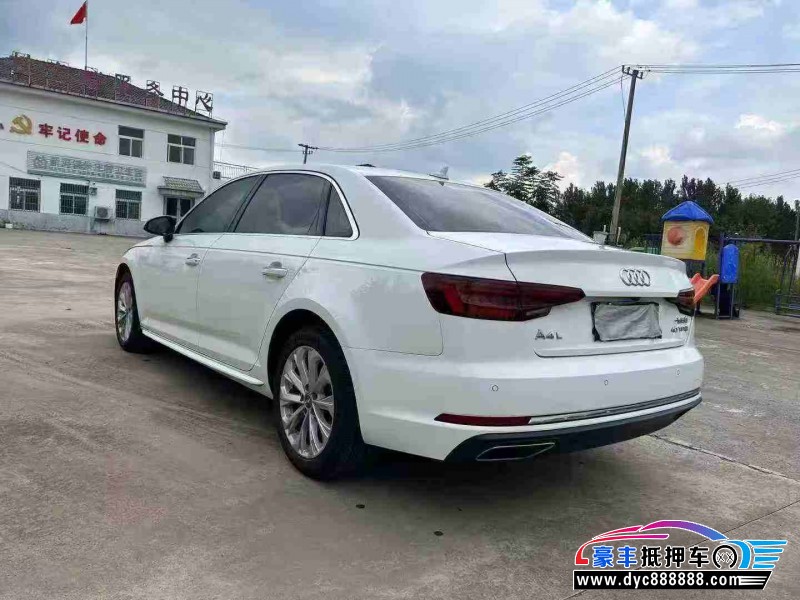 20年奥迪A4L轿车抵押车出售