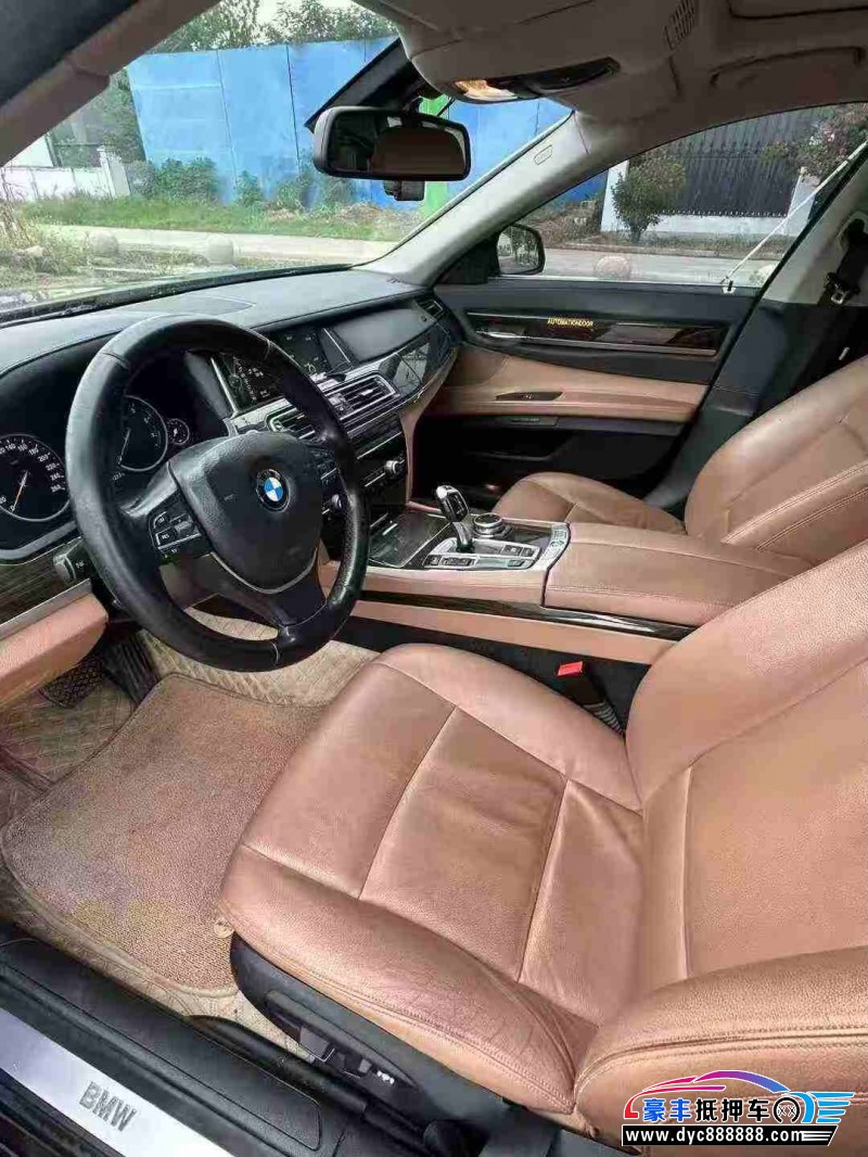 14年宝马7系轿车抵押车出售