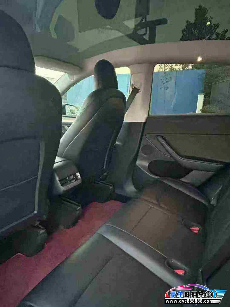 22年特斯拉Model Y轿车抵押车出售