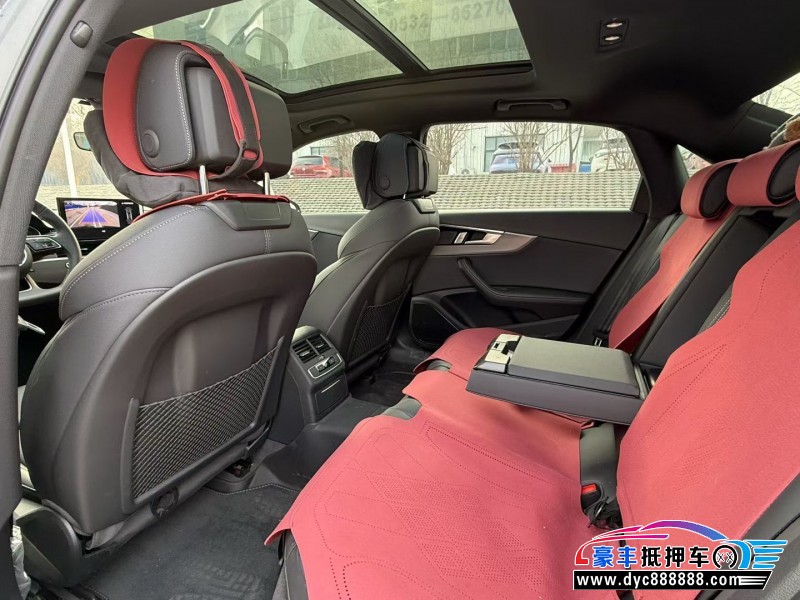 24年奥迪A4L轿车抵押车出售