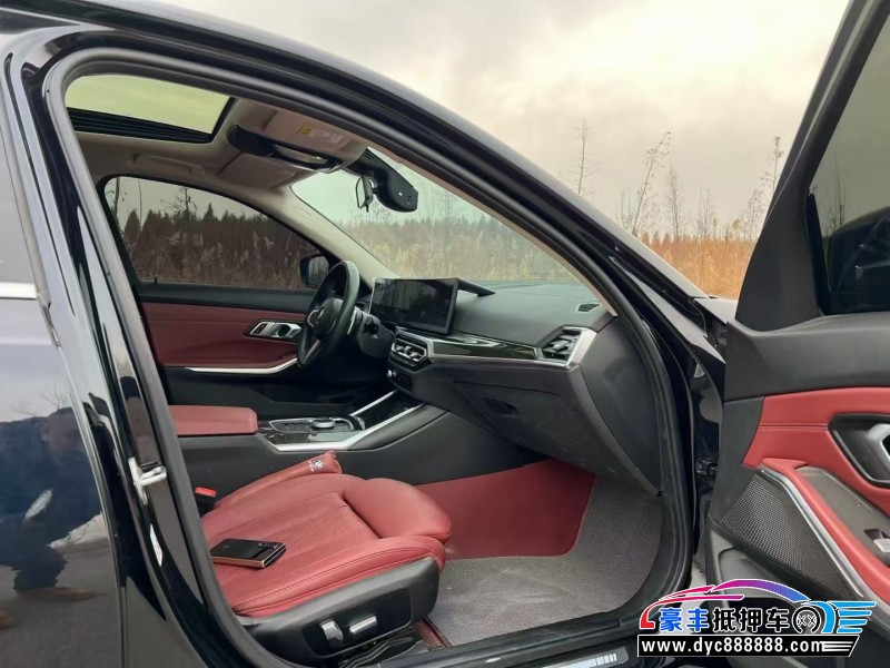 23年宝马3系轿车抵押车出售