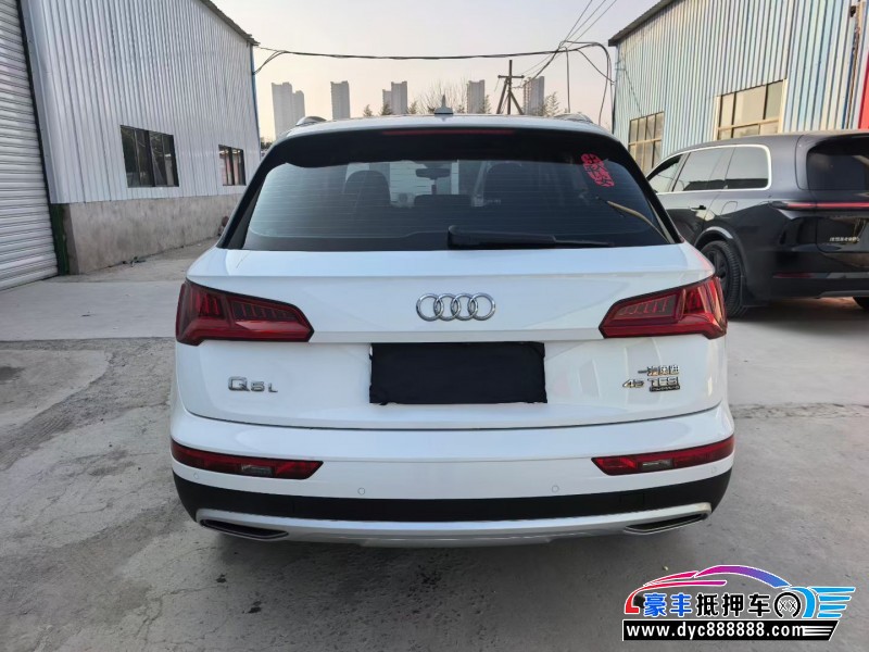 20年奥迪Q5轿车抵押车出售