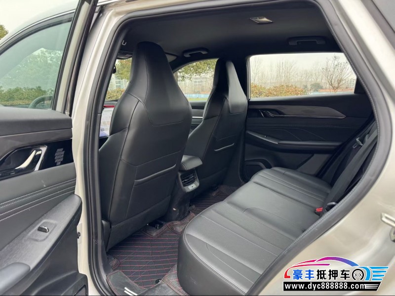 25年东风风神L7轿车抵押车出售