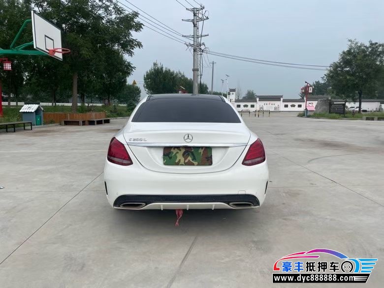 17年奔驰C轿车抵押车出售