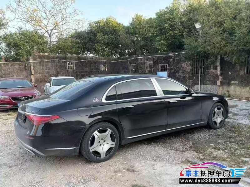 23年奔驰迈巴赫S级轿车抵押车出售