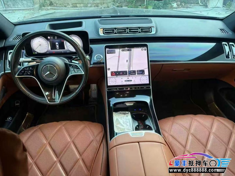 23年奔驰迈巴赫S级轿车抵押车出售