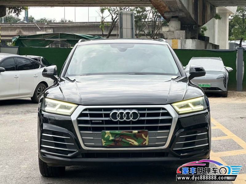 19年奥迪Q5轿车抵押车出售