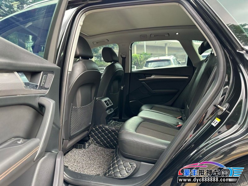 19年奥迪Q5轿车抵押车出售