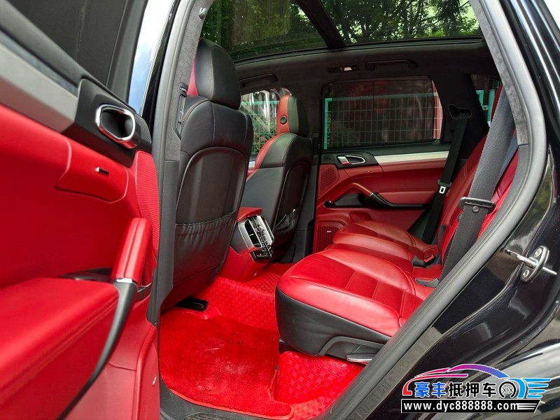 15年保时捷卡宴轿车抵押车出售