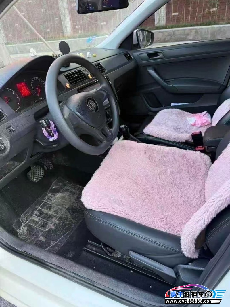 18年大众桑塔纳轿车抵押车出售