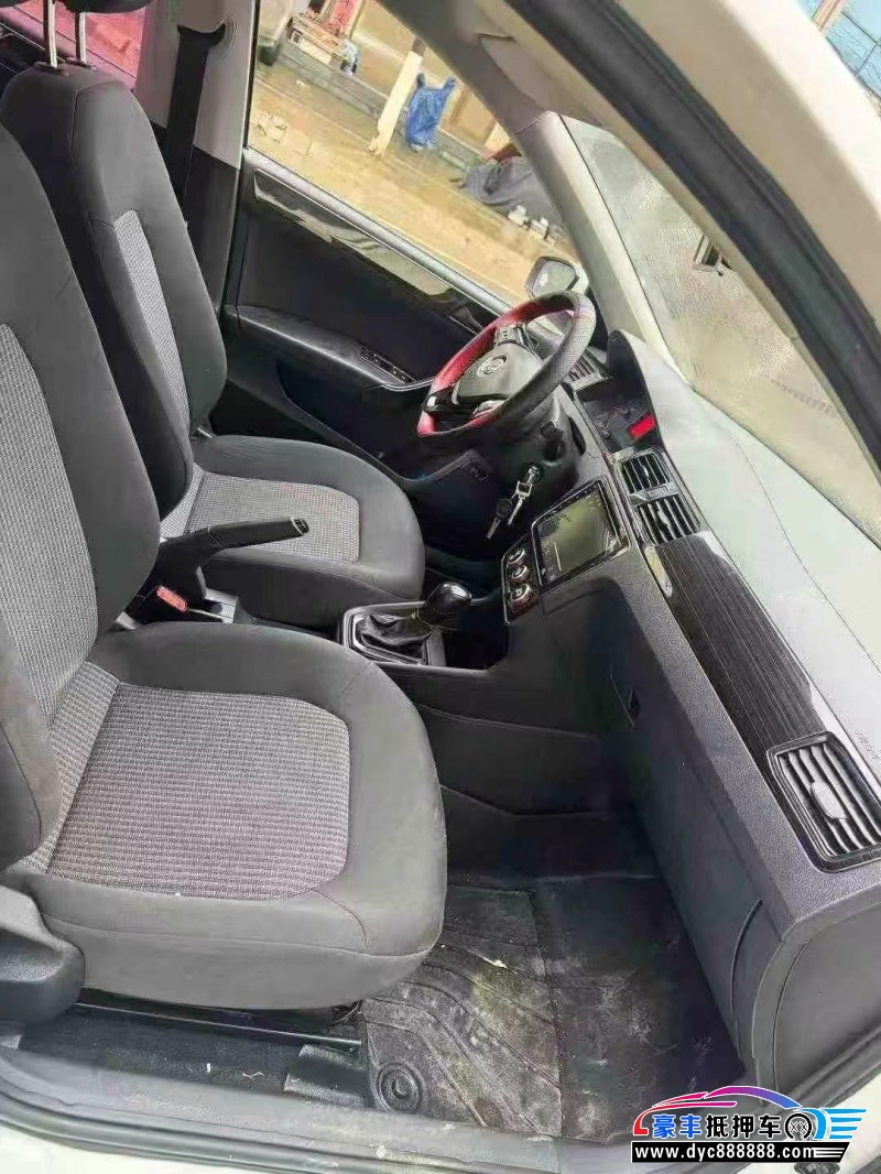 19年大众桑塔纳轿车抵押车出售