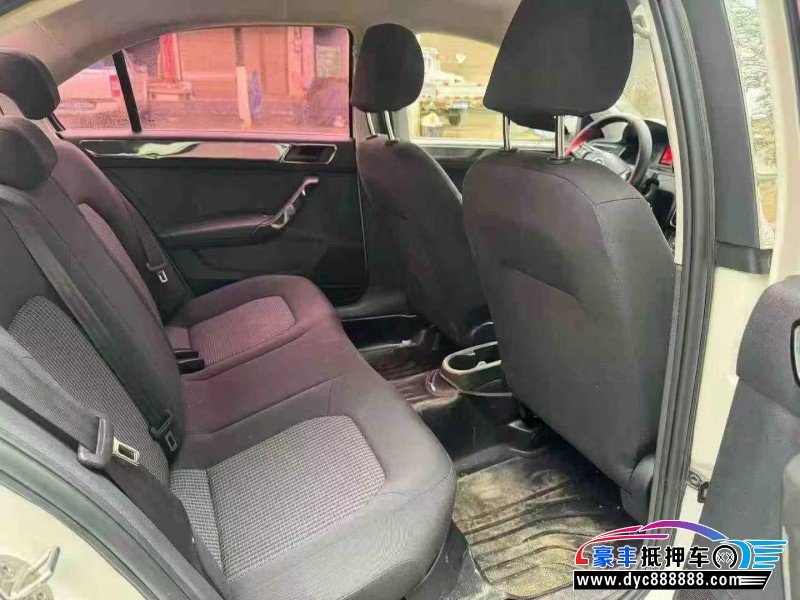 19年大众桑塔纳轿车抵押车出售