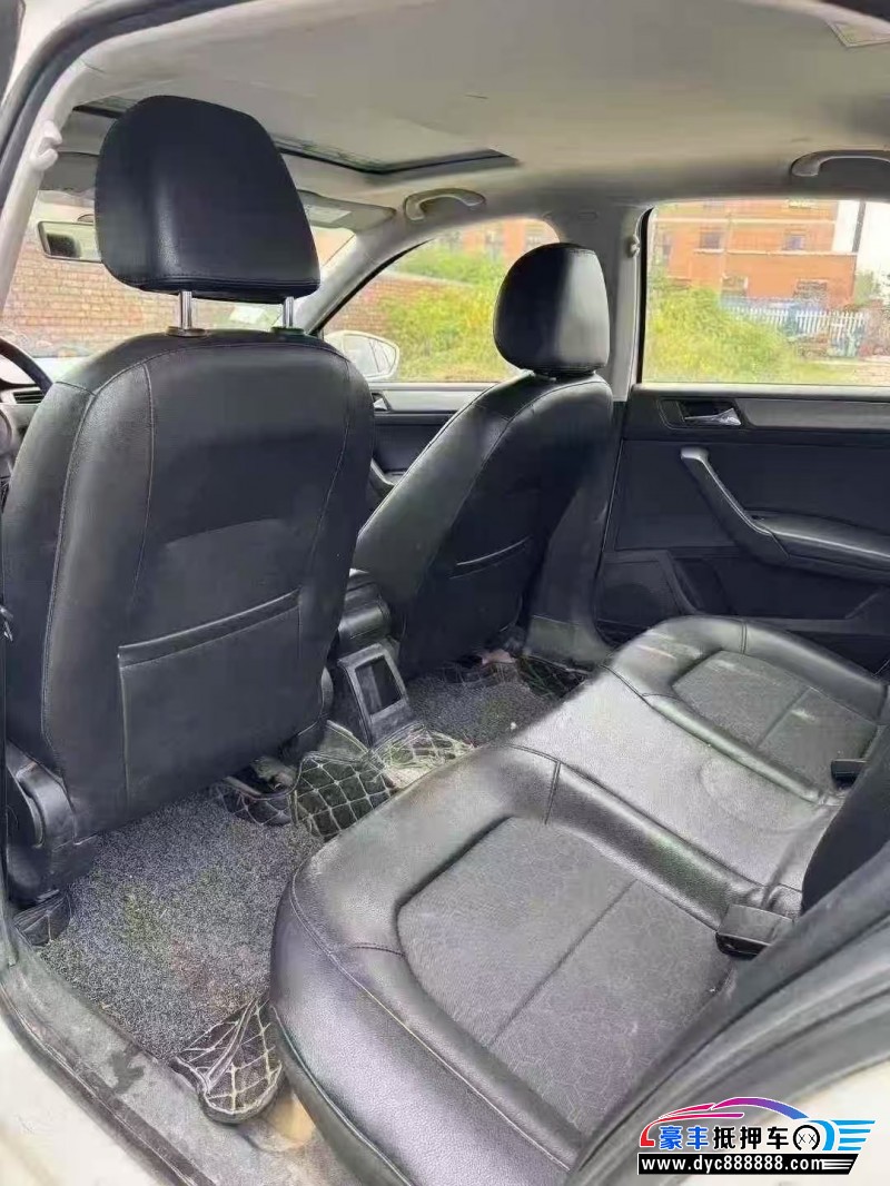 16年大众桑塔纳轿车抵押车出售