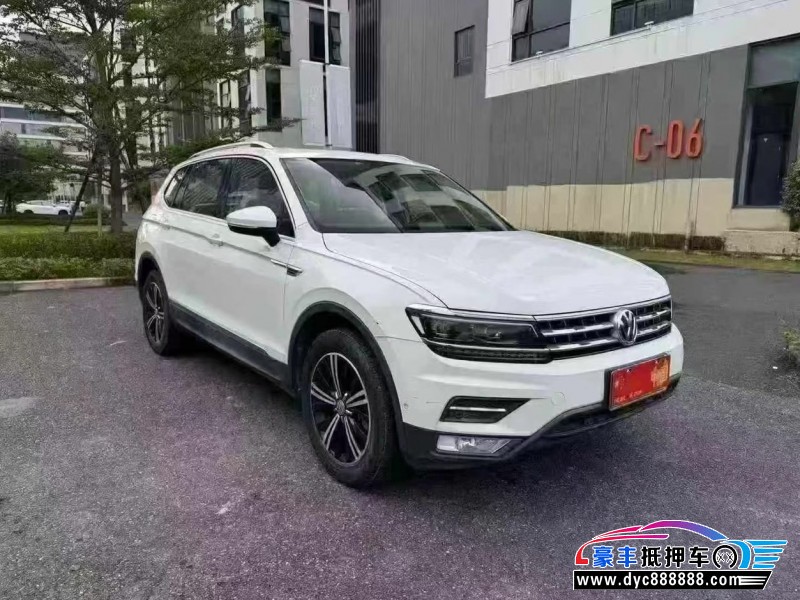 17年大众途观轿车抵押车出售