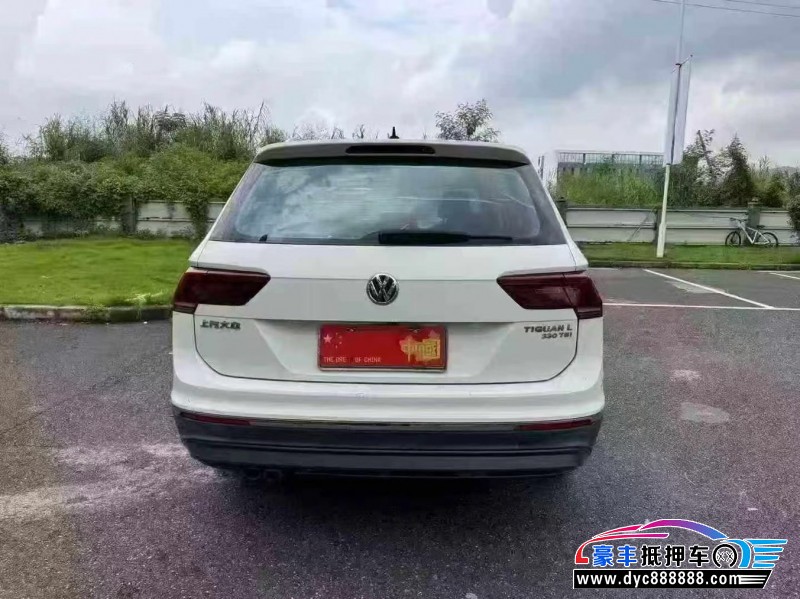 17年大众途观轿车抵押车出售