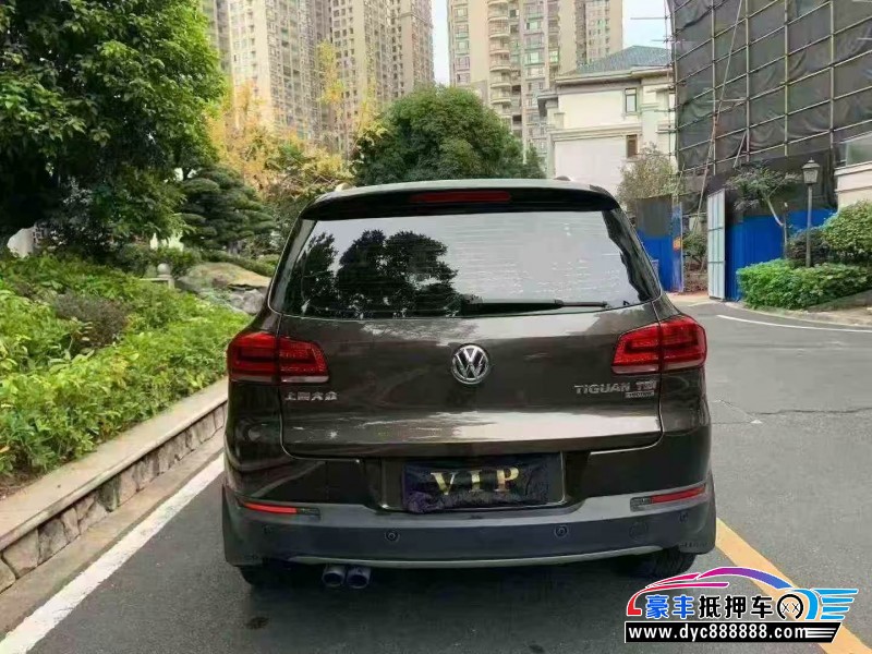 16年大众途观轿车抵押车出售