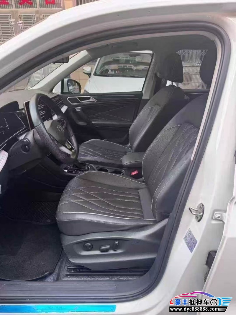 25年大众途观轿车抵押车出售