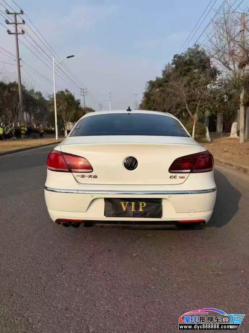 13年大众CC轿车抵押车出售