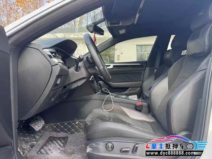 22年大众CC轿车抵押车出售