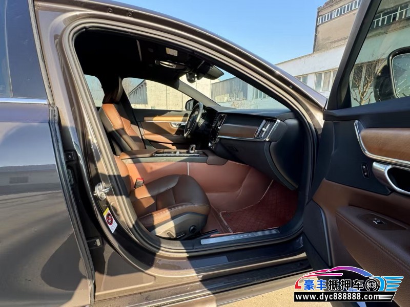 22年沃尔沃S90轿车抵押车出售