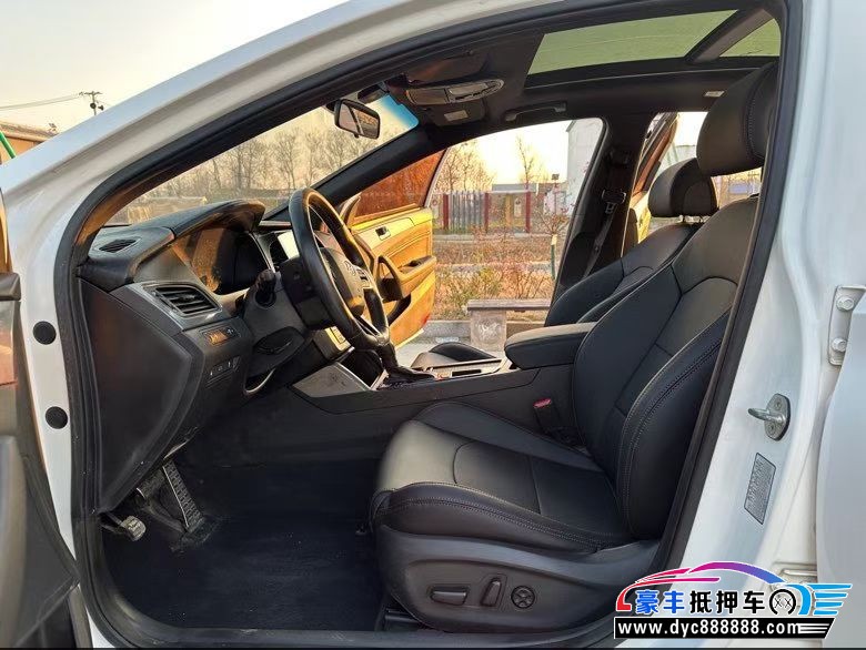 15年现代索纳塔轿车抵押车出售