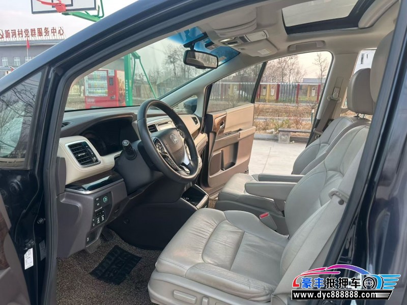 15年本田奥德赛MPV抵押车出售