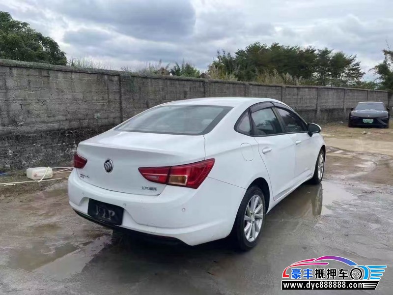 19年别克威朗轿车抵押车出售