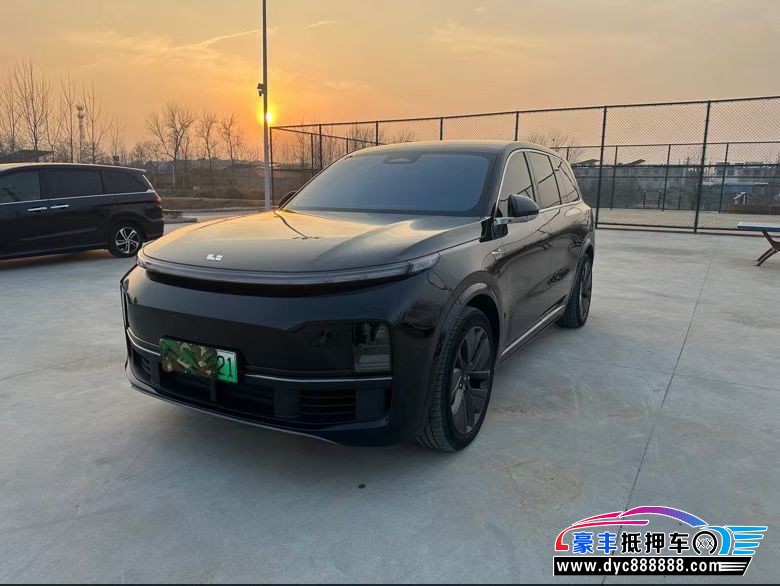 23年理想L9轿车抵押车出售