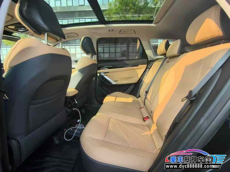 22年吉利博越轿车抵押车出售