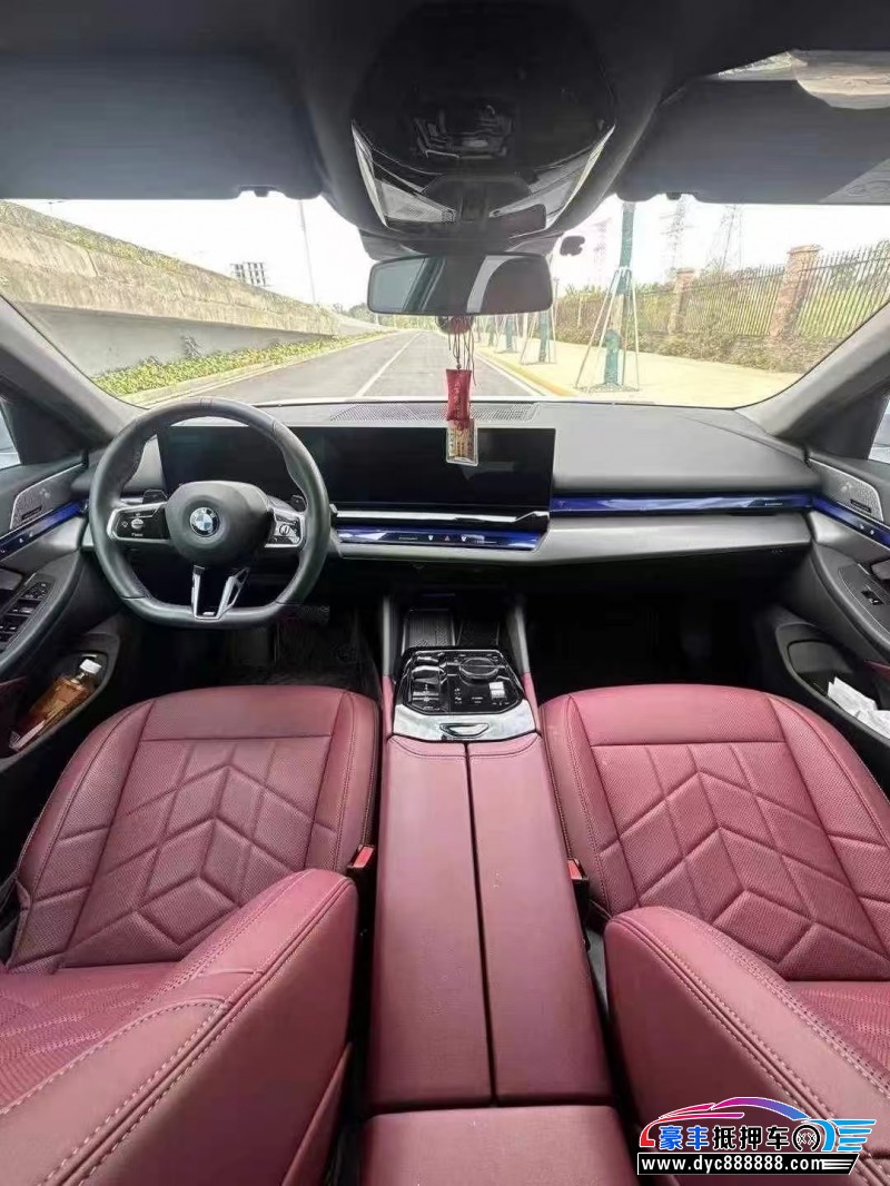 24年宝马5系轿车抵押车出售