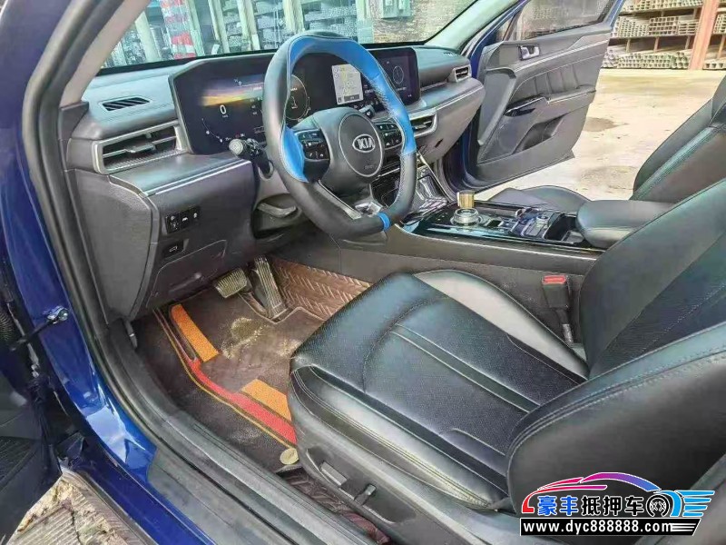 22年起亚K5轿车抵押车出售