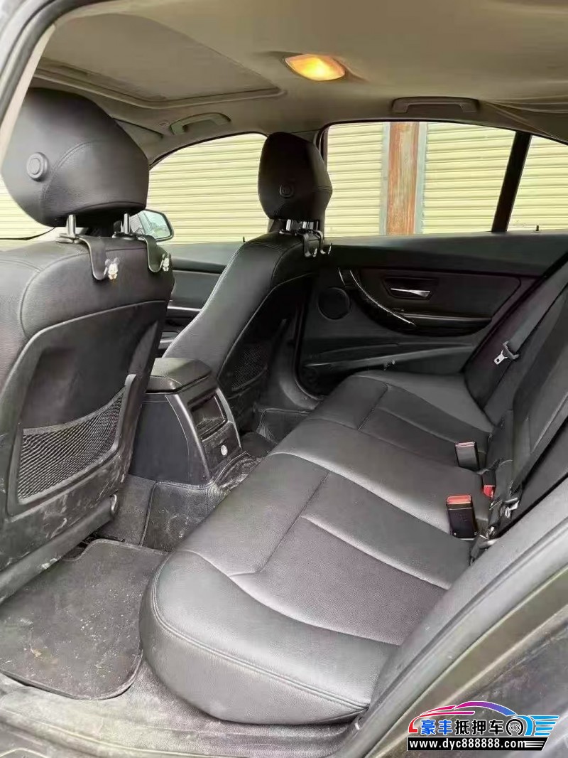 14年宝马3系轿车抵押车出售