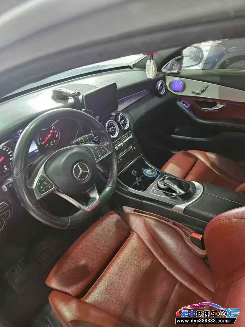 16年奔驰C轿车抵押车出售