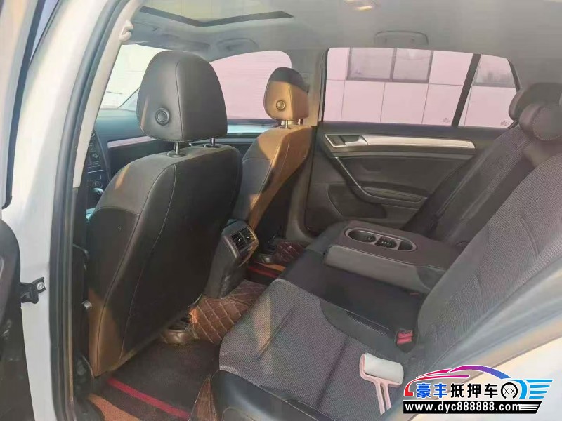 19年大众高尔夫轿车抵押车出售