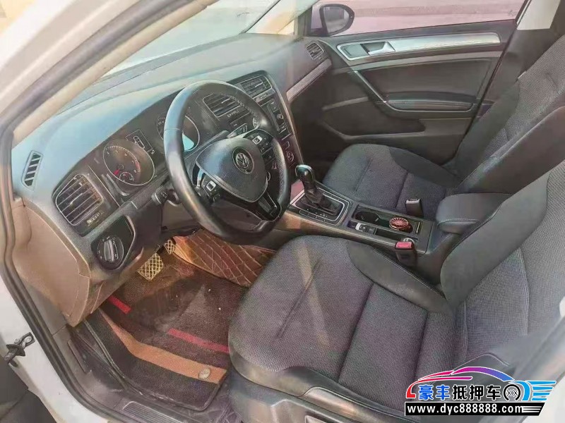 19年大众高尔夫轿车抵押车出售